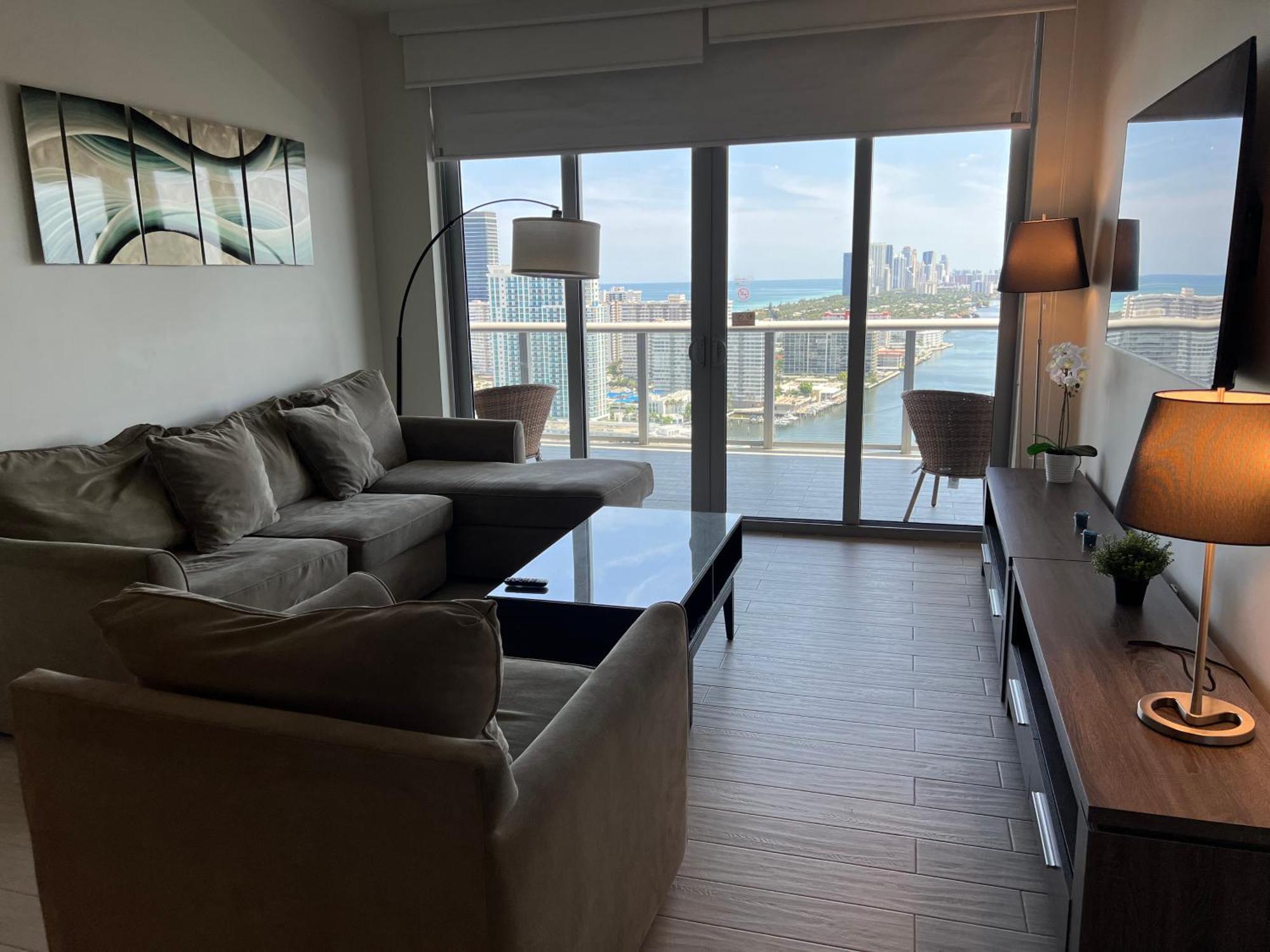 הלנדל ביץ' Mvr Apartments At Beachwalk Resort מראה חיצוני תמונה
