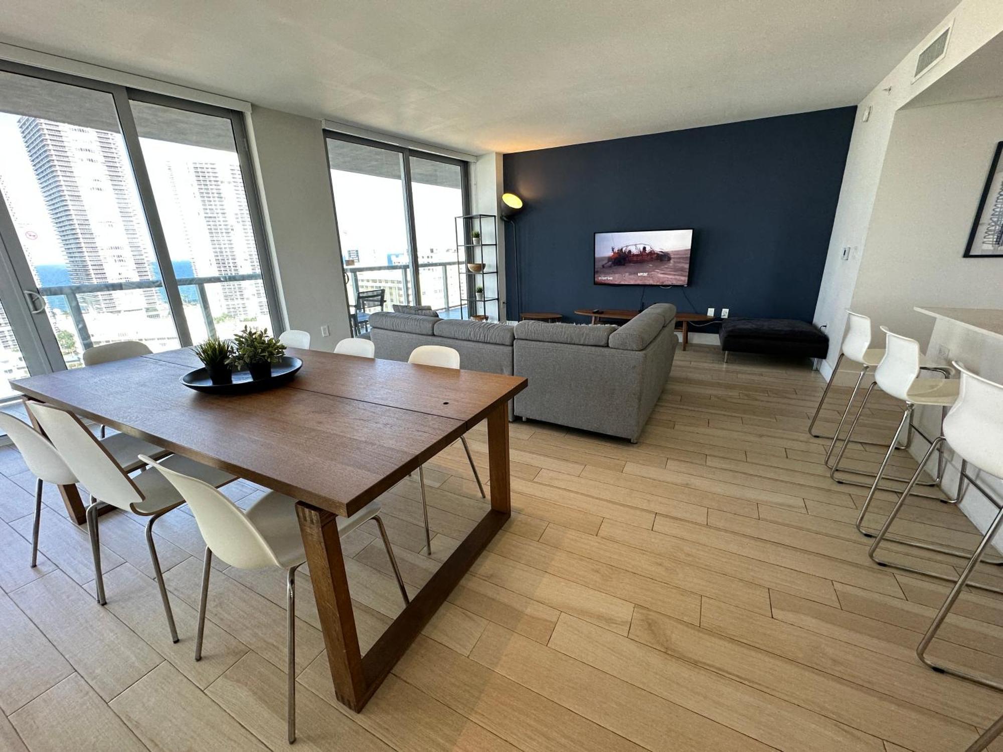 הלנדל ביץ' Mvr Apartments At Beachwalk Resort מראה חיצוני תמונה