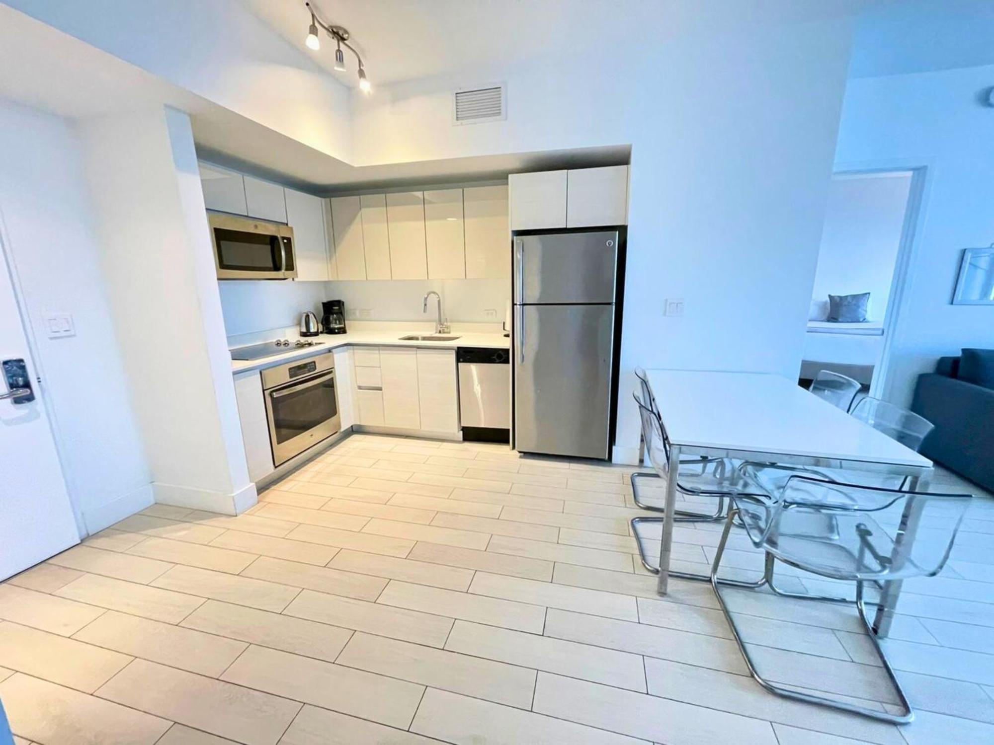 הלנדל ביץ' Mvr Apartments At Beachwalk Resort מראה חיצוני תמונה