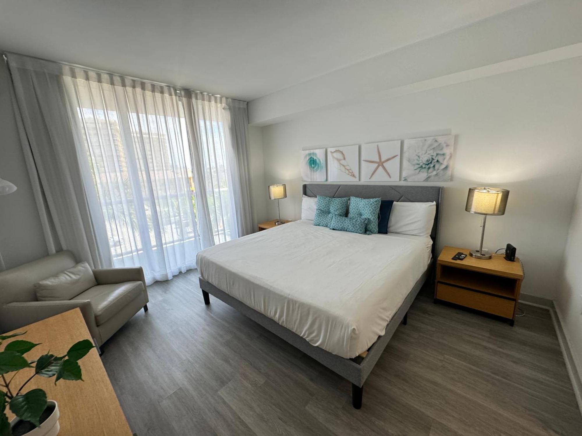 הלנדל ביץ' Mvr Apartments At Beachwalk Resort מראה חיצוני תמונה