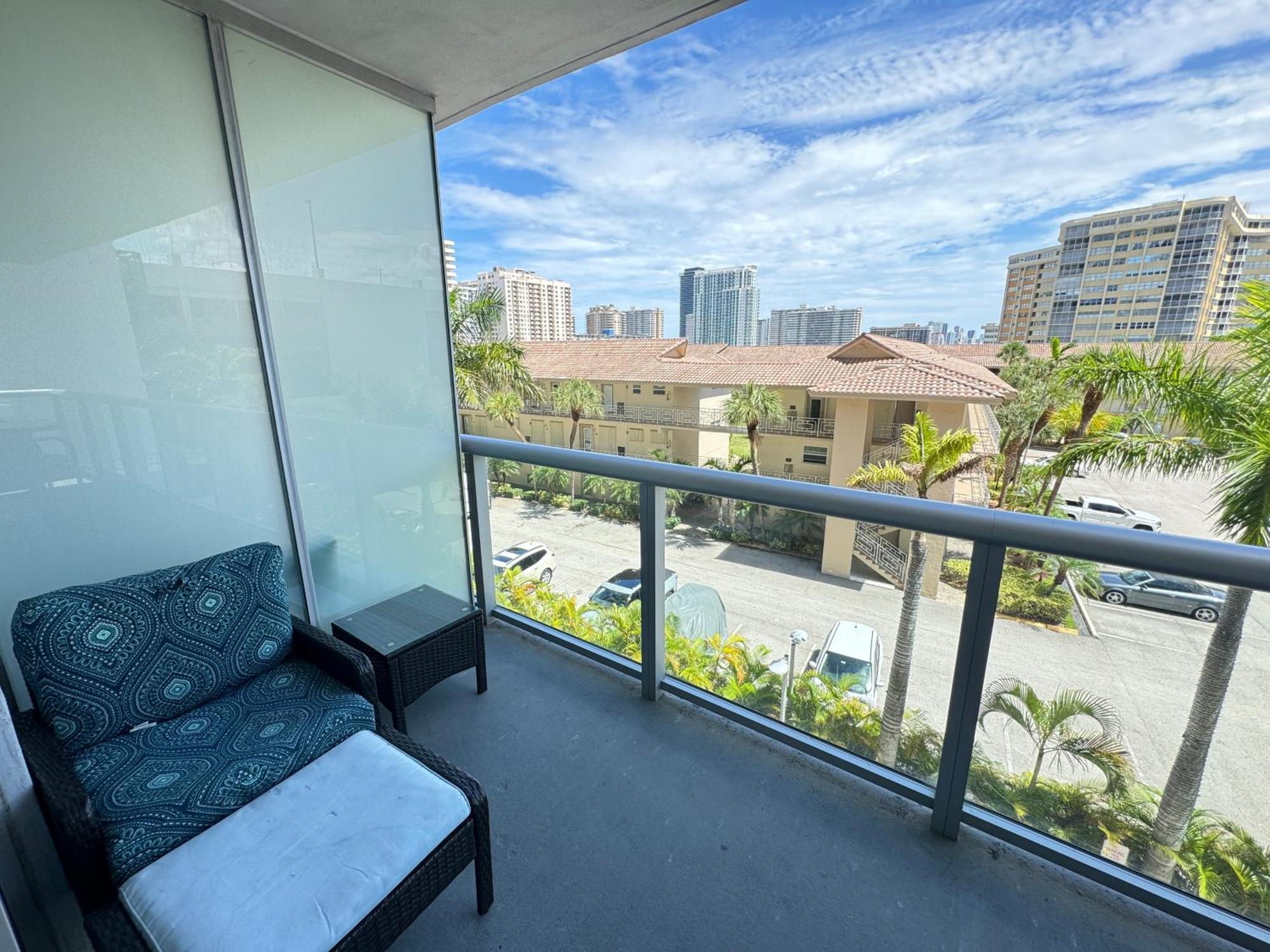הלנדל ביץ' Mvr Apartments At Beachwalk Resort מראה חיצוני תמונה