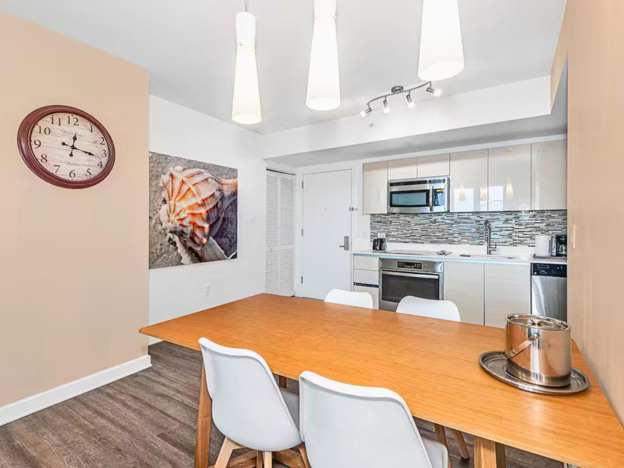 הלנדל ביץ' Mvr Apartments At Beachwalk Resort מראה חיצוני תמונה