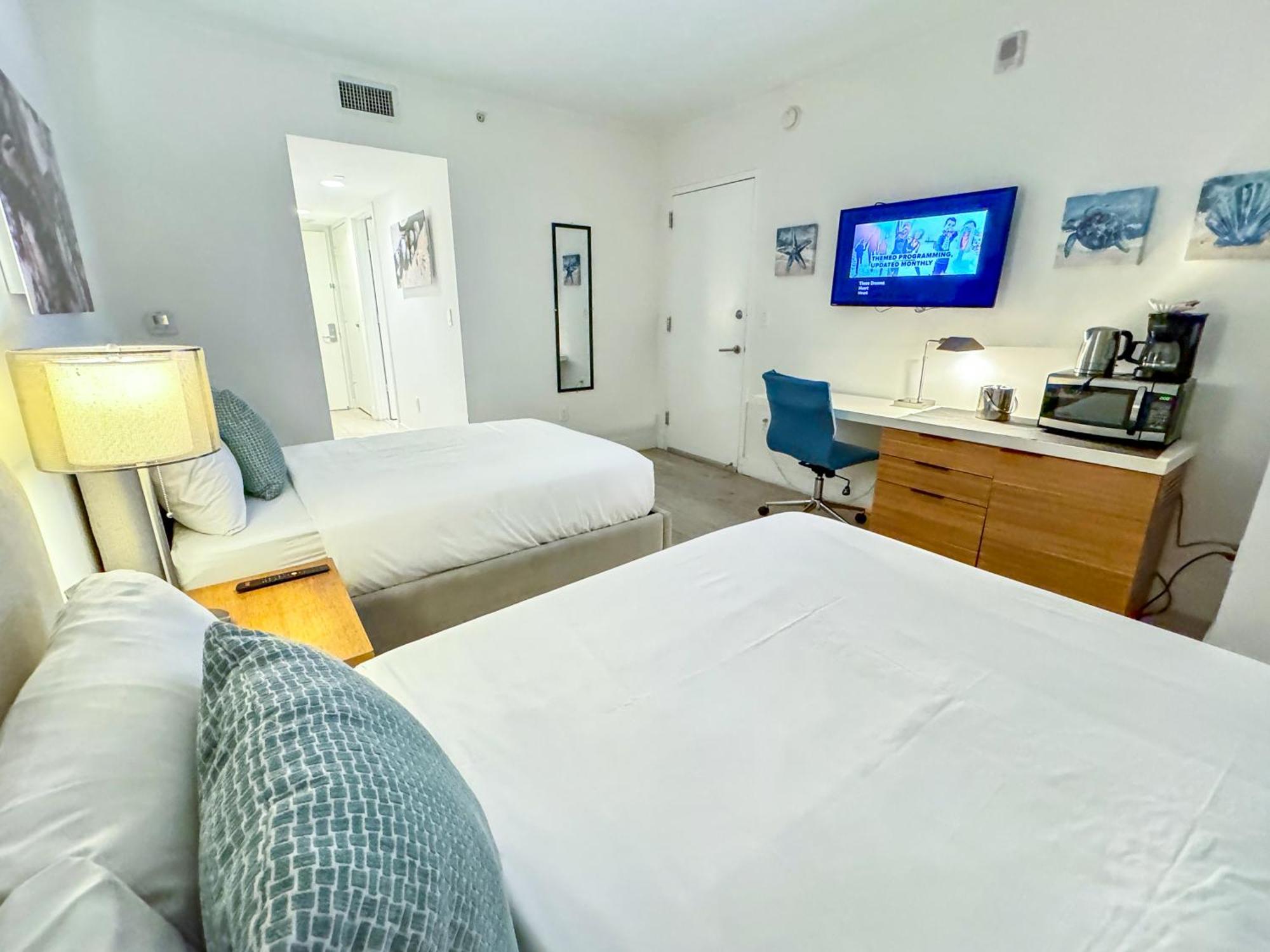 הלנדל ביץ' Mvr Apartments At Beachwalk Resort מראה חיצוני תמונה